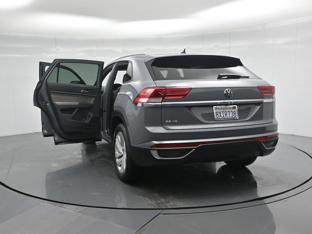 Used 2021 Volkswagen Atlas Cross Sport SE w/ Panoramic Sunroof Package image 36