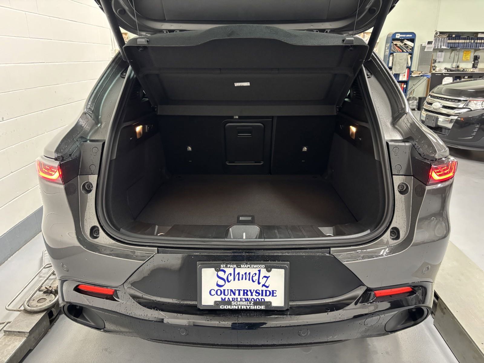 New 2025 Alfa Romeo Tonale w/ Premium Package image 24