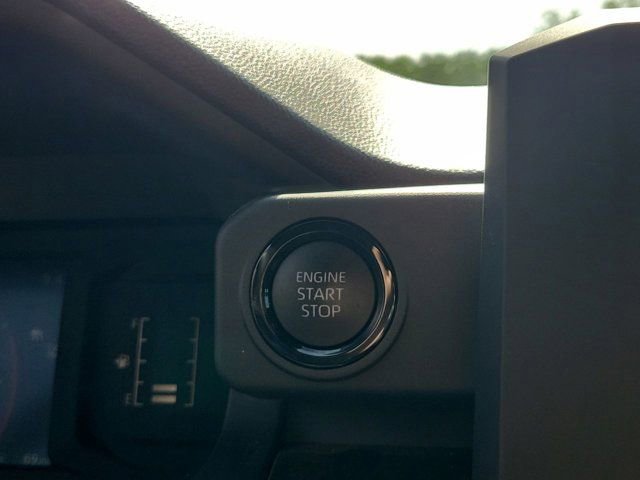 Used 2024 Toyota Tacoma SR5 image 33