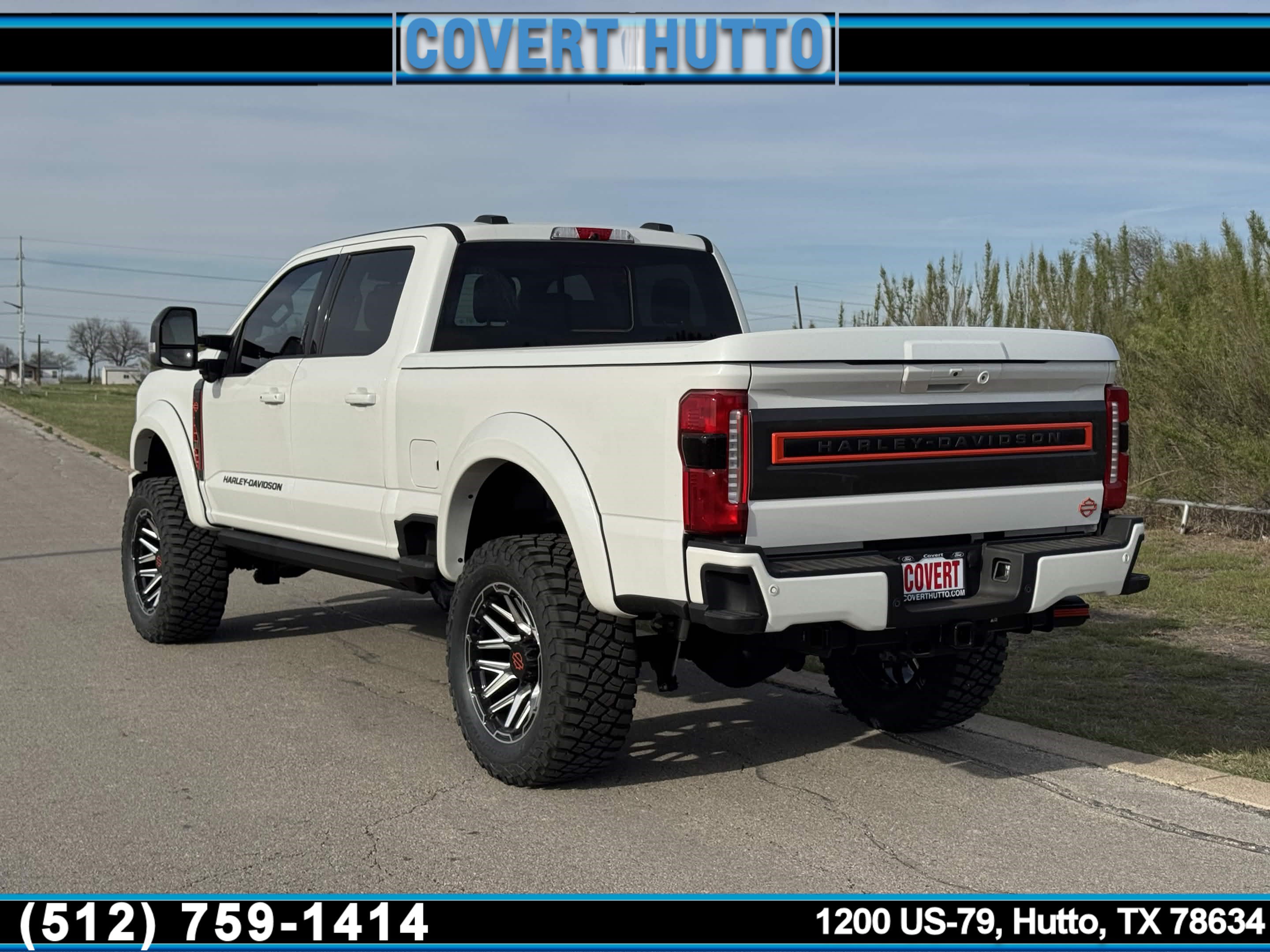 New 2026 Ford F250 Lariat w/ Black Appearance Package image 8