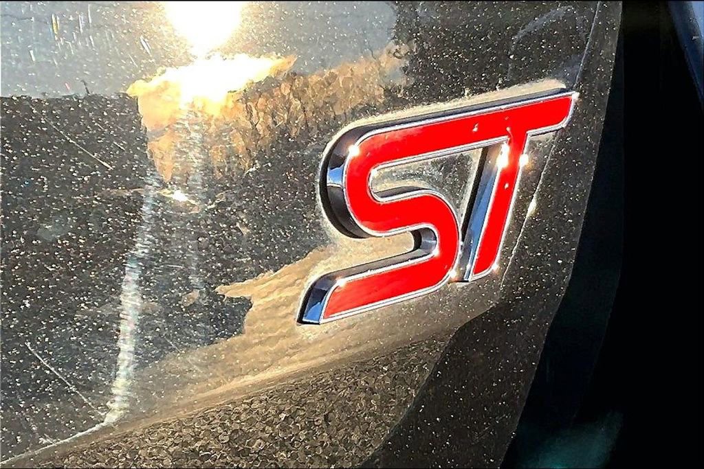 Used 2020 Ford Explorer ST image 8