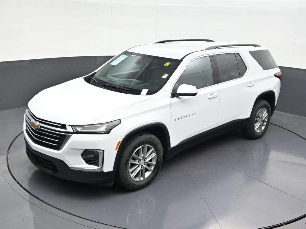 Used 2023 Chevrolet Traverse LT image 16