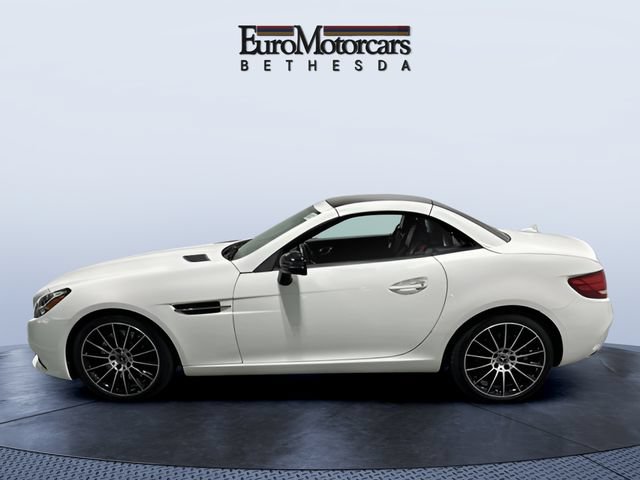 Certified 2020 Mercedes-Benz SLC 300 image 4