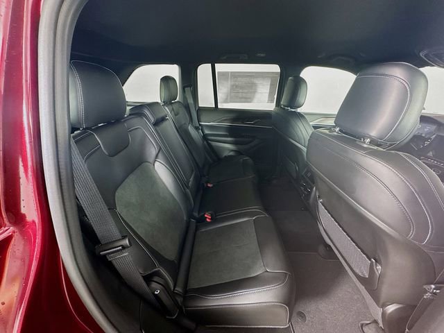 New 2026 Jeep Grand Cherokee Altitude image 29