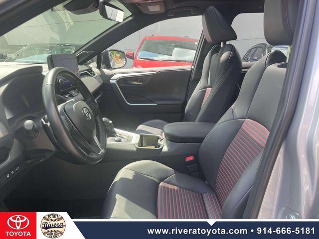 Used 2023 Toyota RAV4 XSE w/ Weather Package AWD/4WD image 15