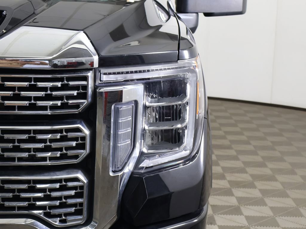 Used 2021 GMC Sierra 3500 Denali w/ Denali Ultimate Package image 16