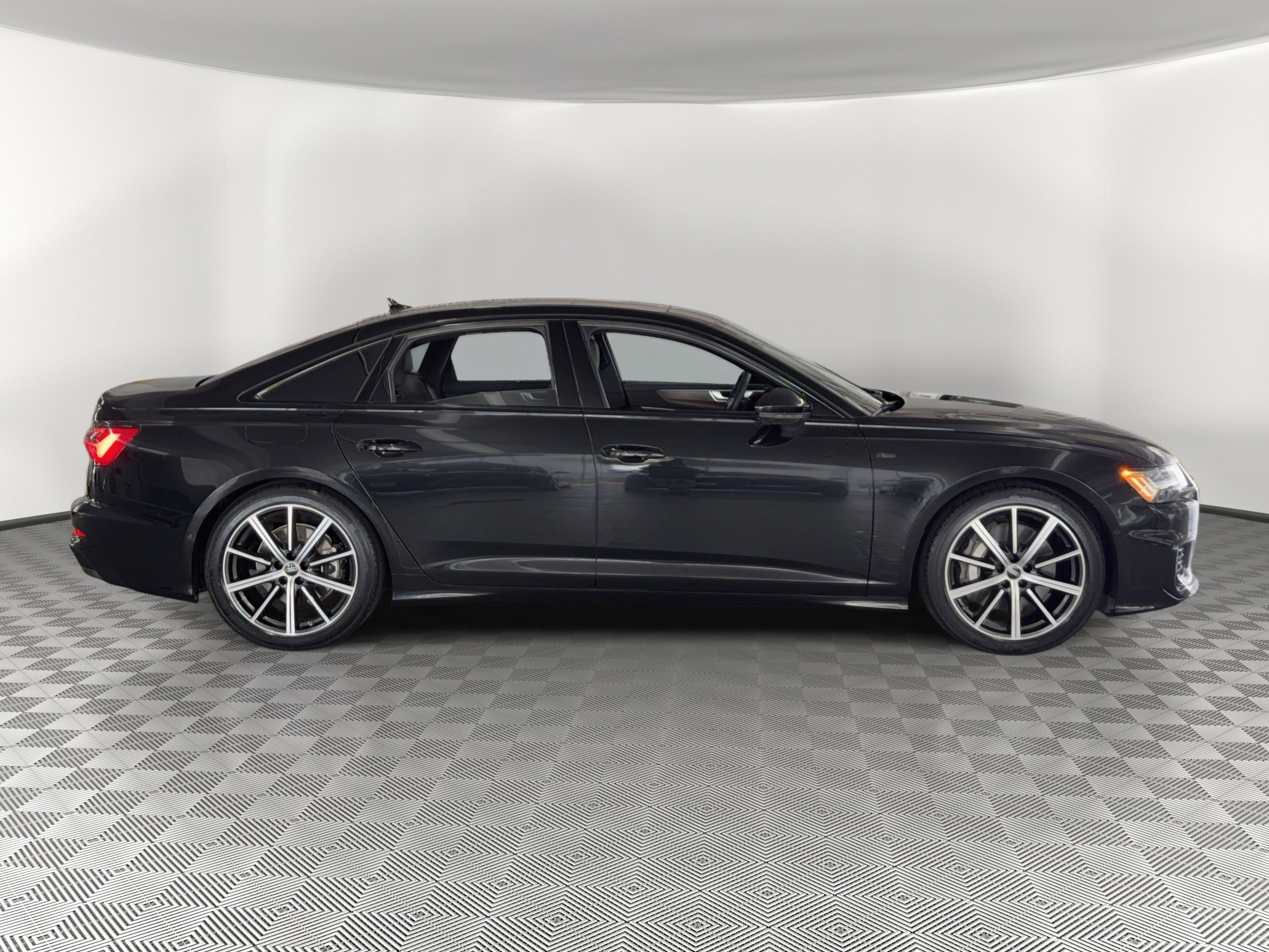 Used 2025 Audi A6 3.0T Prestige w/ Prestige Package AWD/4WD image 8