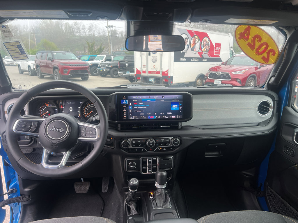 Used 2024 Jeep Wrangler Sahara w/ Safety Group image 8