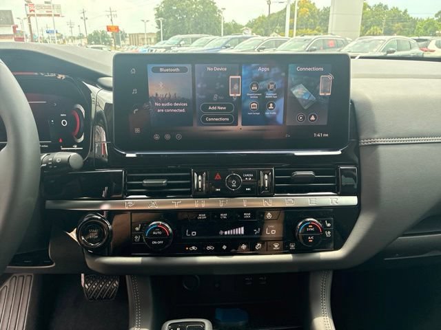New 2026 Nissan Pathfinder Platinum FWD image 15