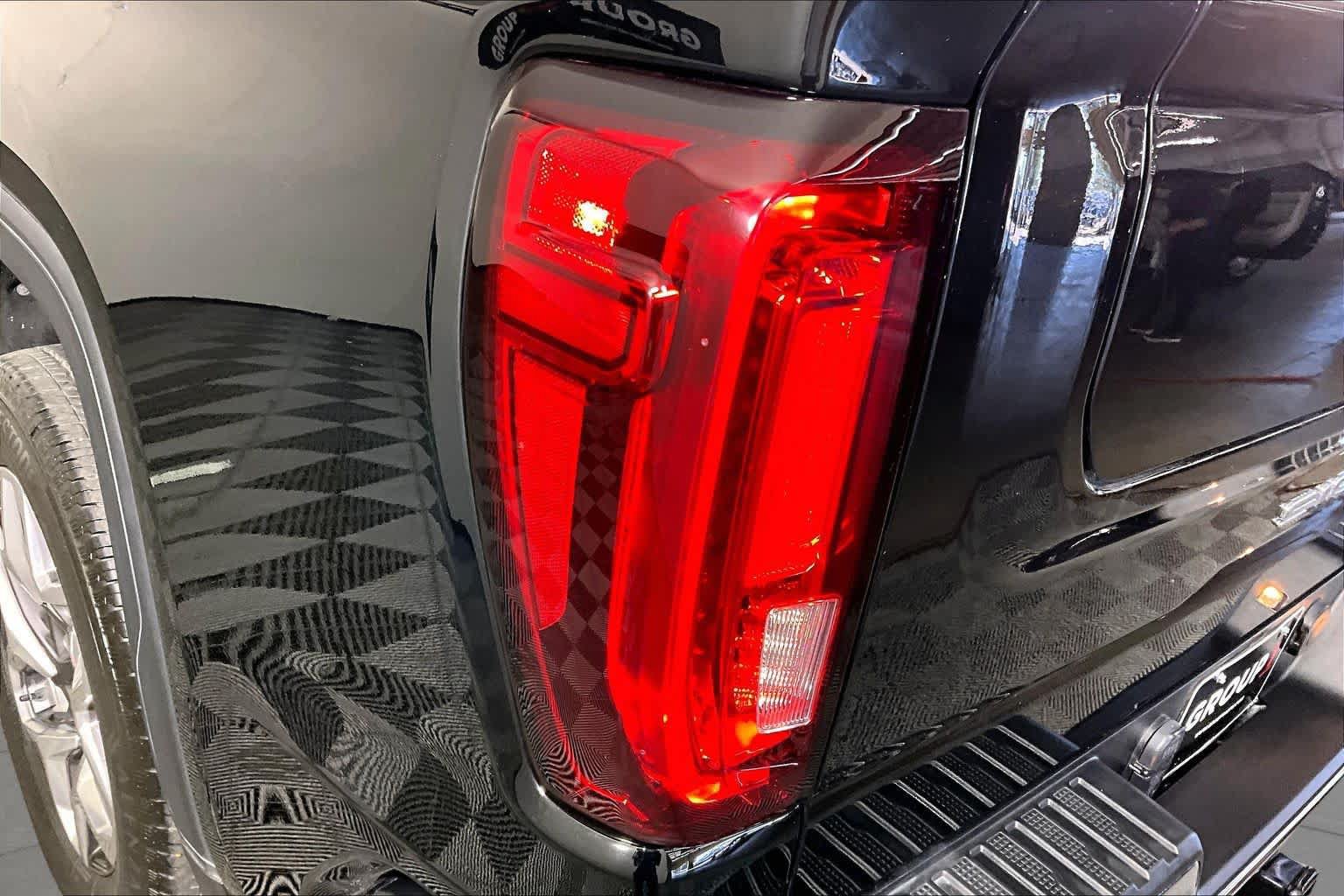 Used 2024 GMC Sierra 1500 SLT RWD image 27