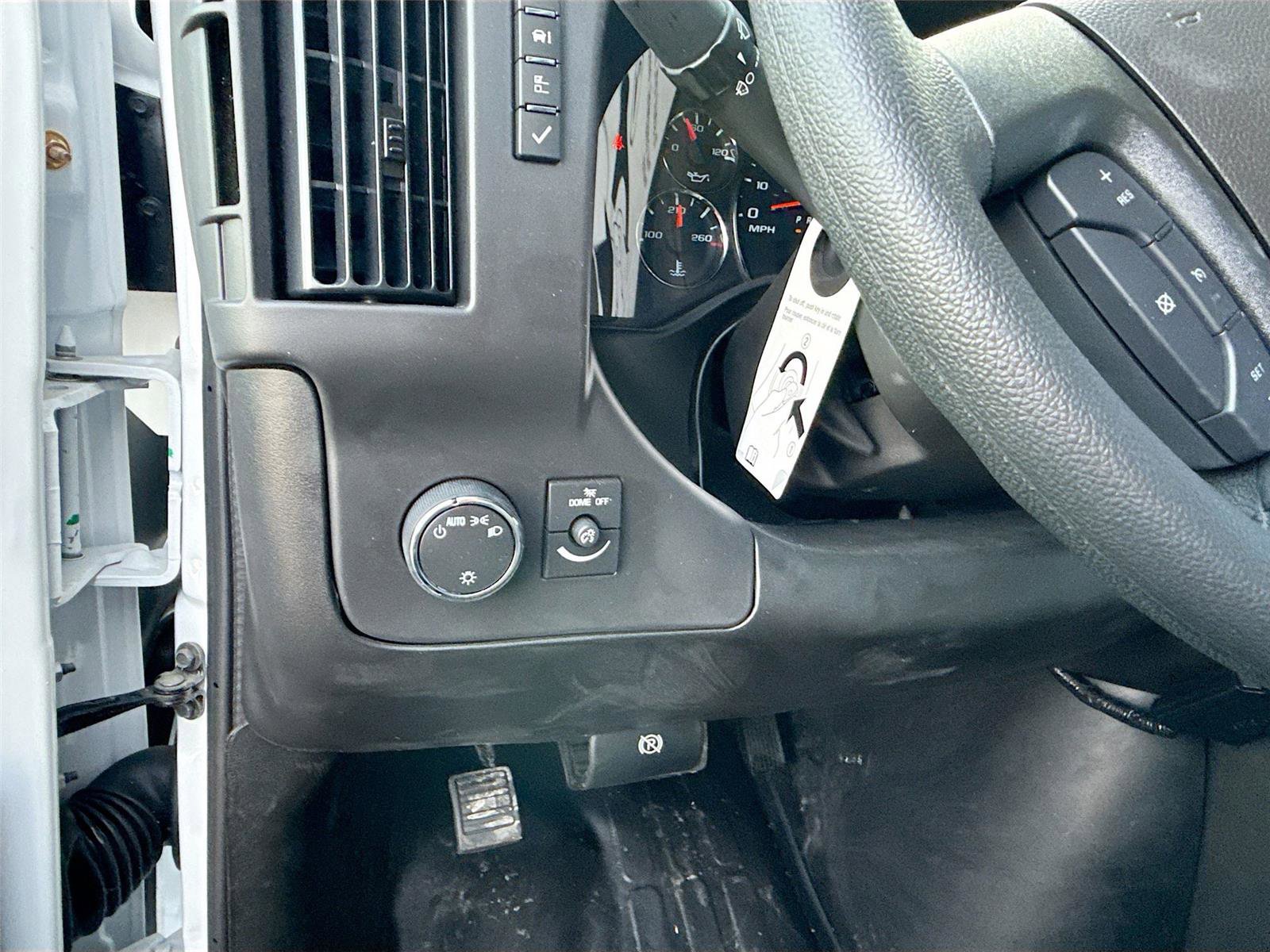 New 2025 Chevrolet Express 3500 w/ Power Convenience Package RWD image 17