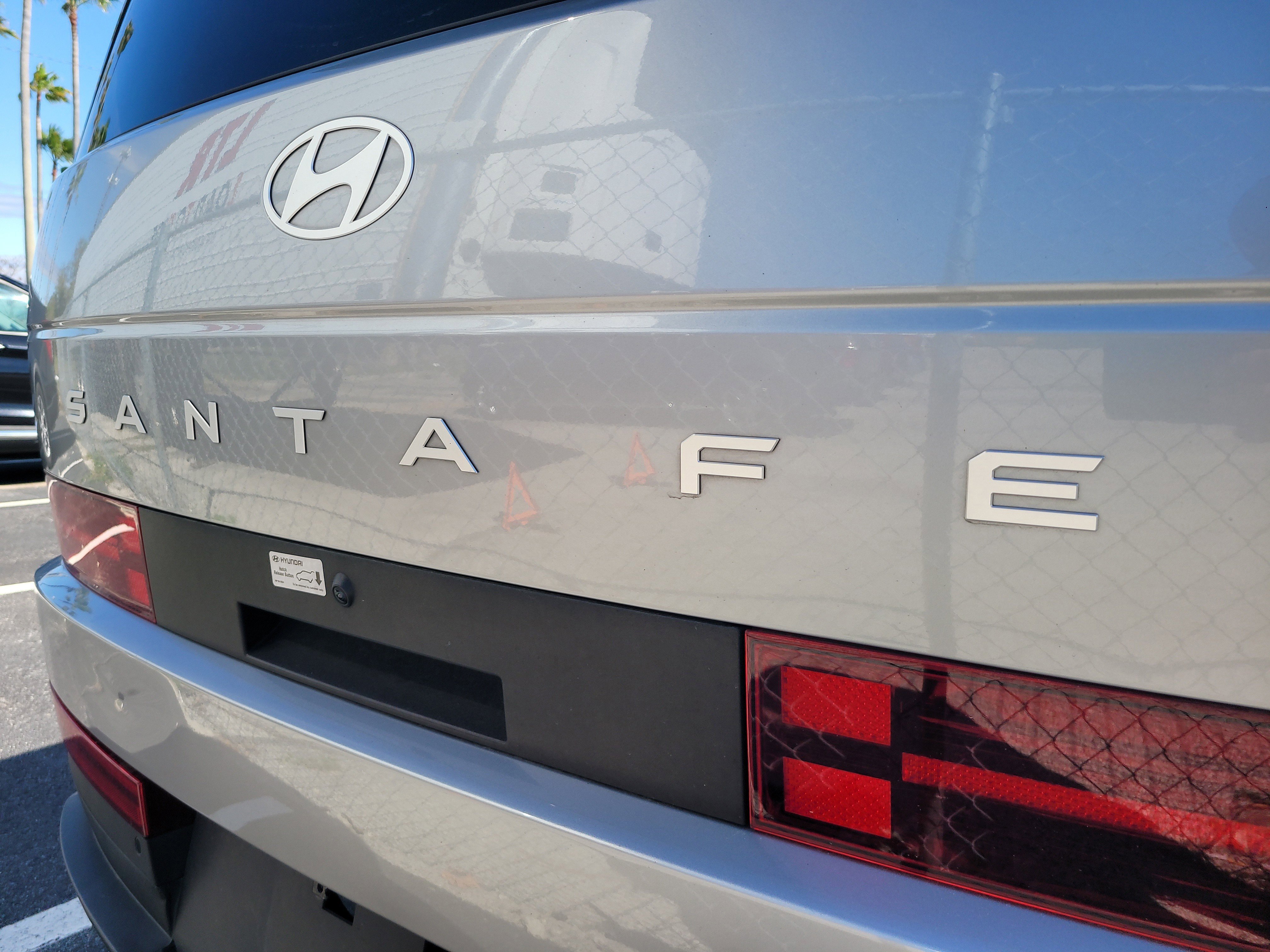 Used 2024 Hyundai Santa Fe SE image 5