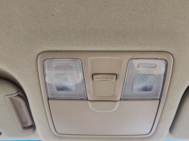 Used 2011 Hyundai Elantra GLS w/ Navigation Pkg 4 FWD image 19