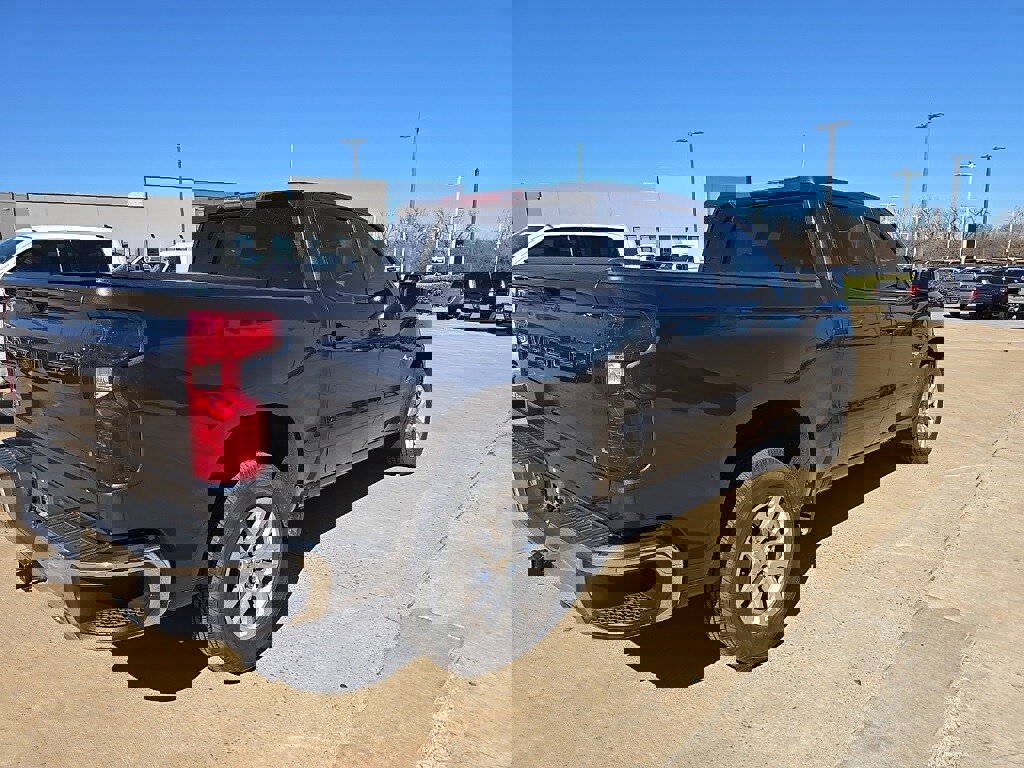 Used 2020 Chevrolet Silverado 1500 LT w/ Texas Edition image 5