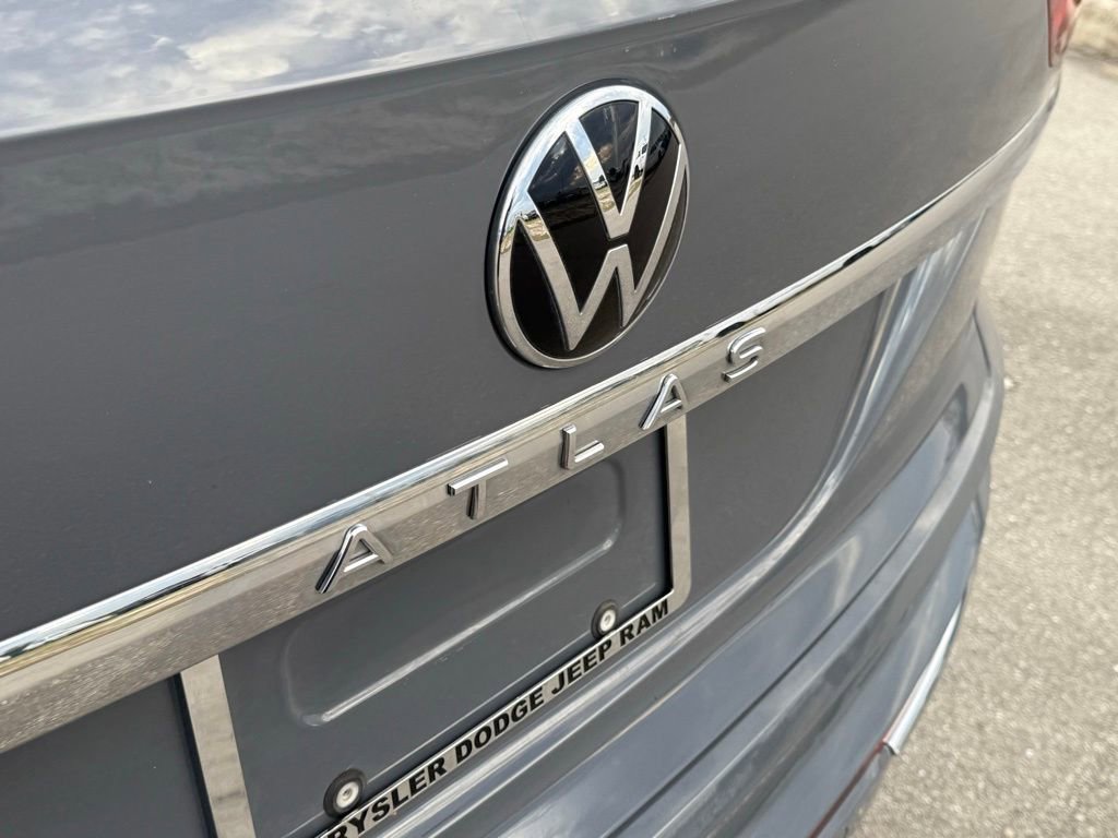 Used 2021 Volkswagen Atlas Cross Sport SE image 35