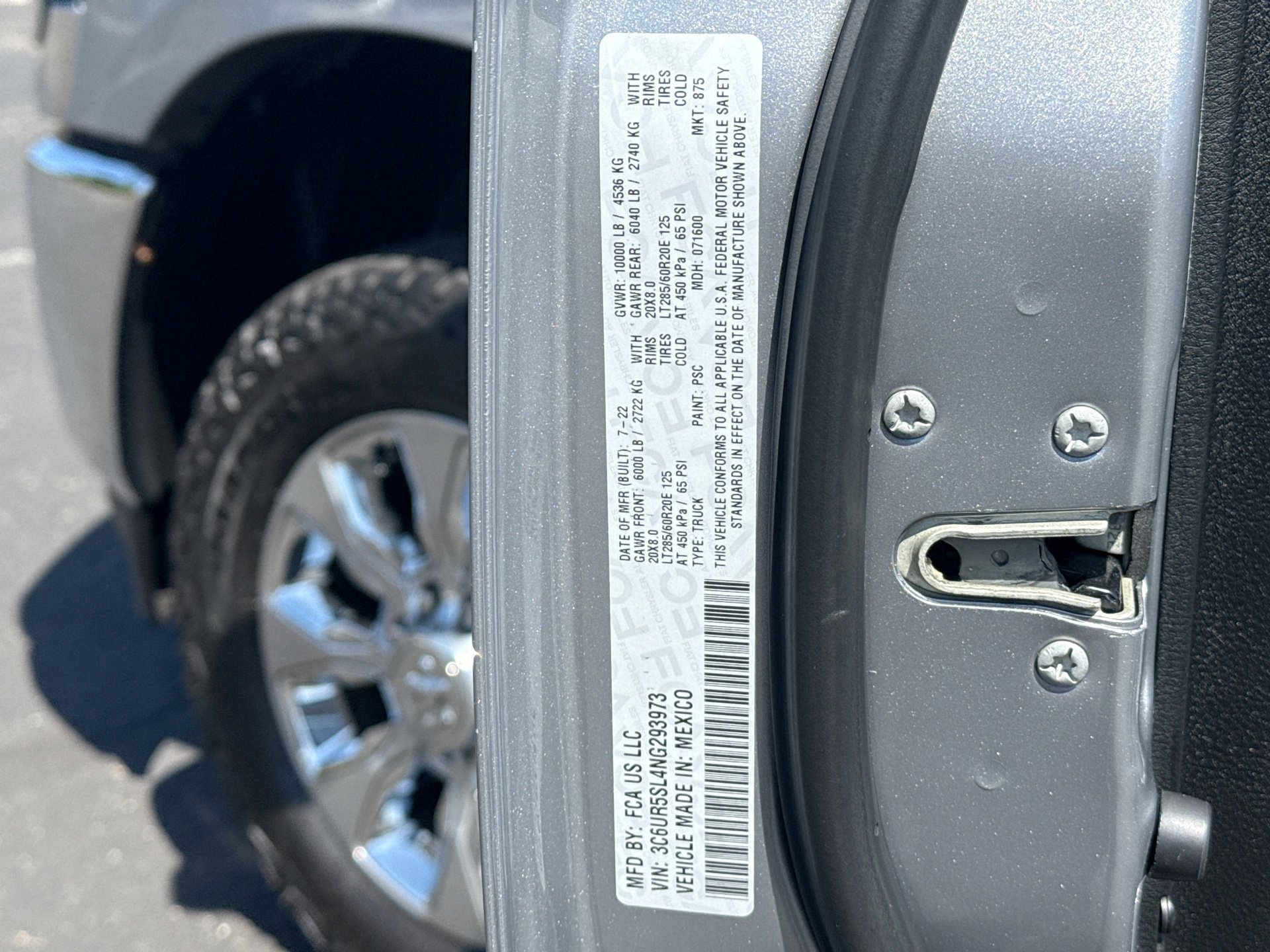 Used 2022 RAM 2500 Limited AWD/4WD image 24