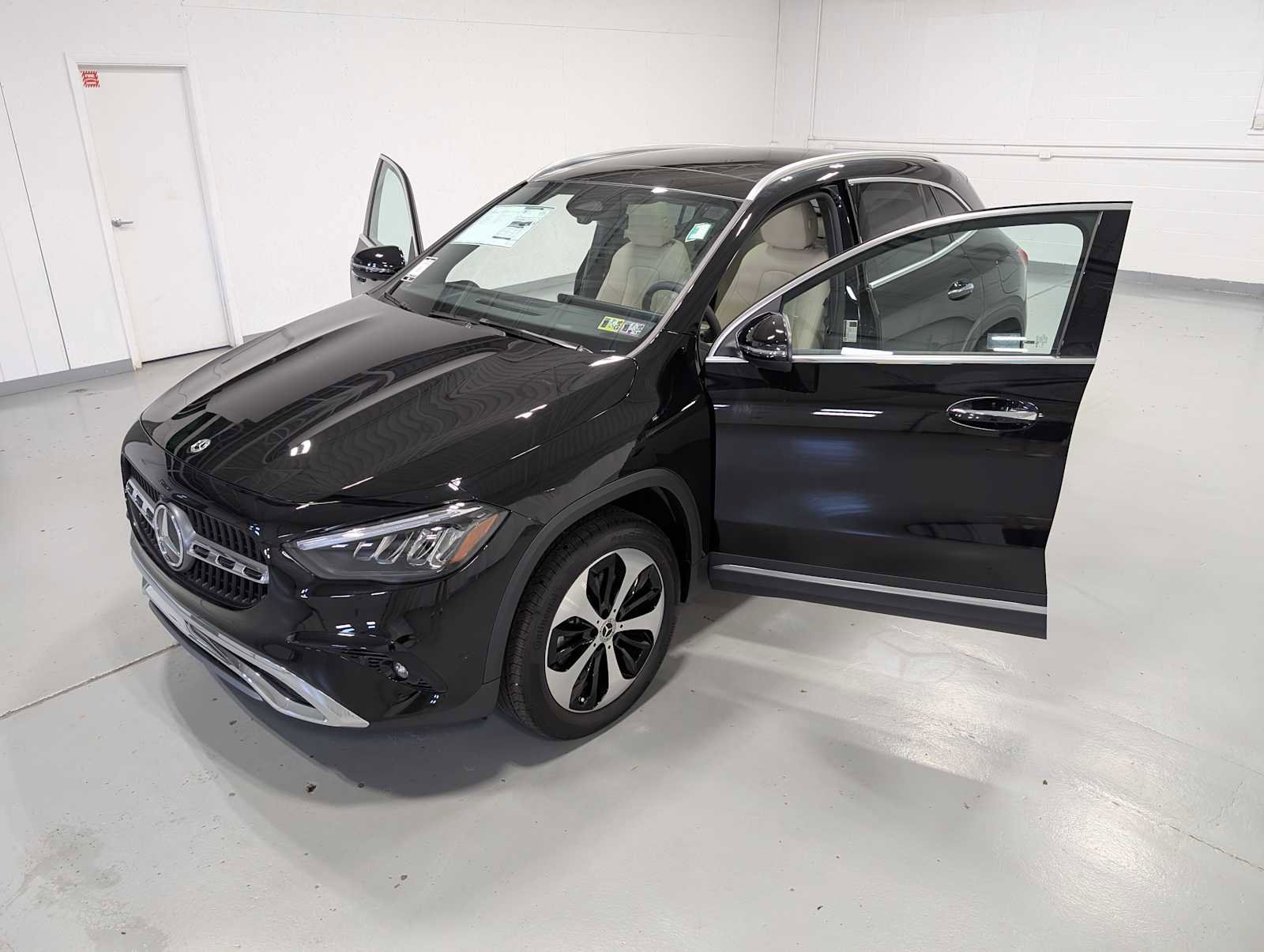 New 2026 Mercedes-Benz GLA 250 4MATIC image 14