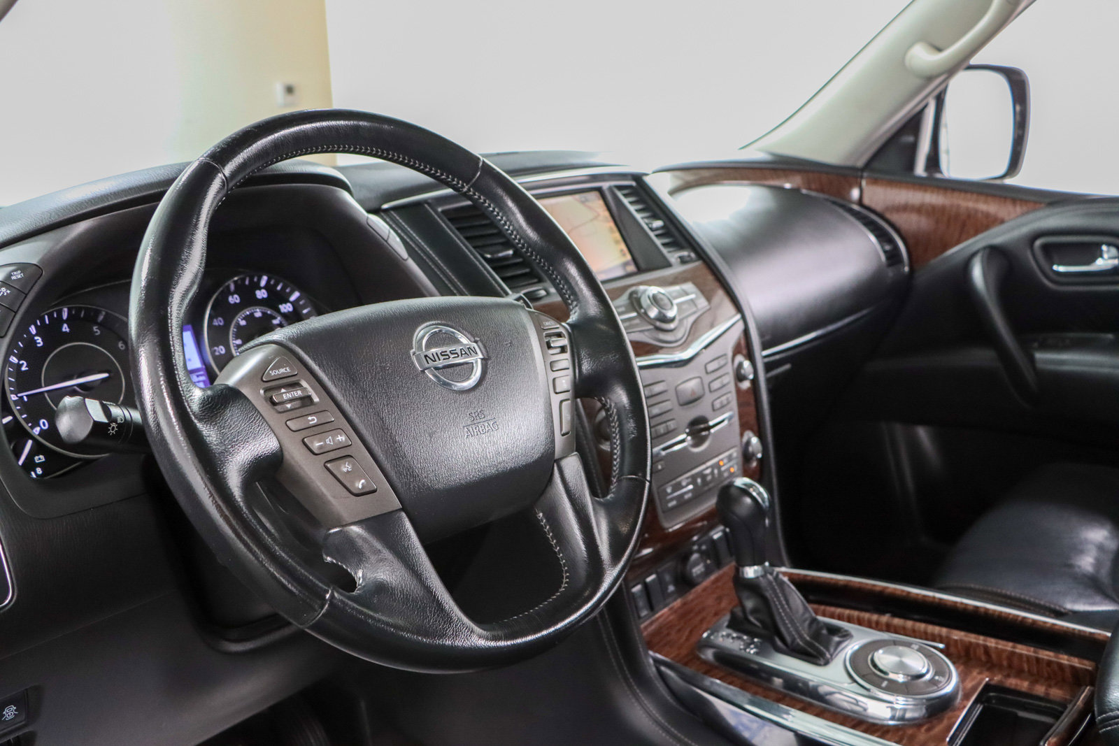 Used 2020 Nissan Armada SL w/ Premium Package image 24