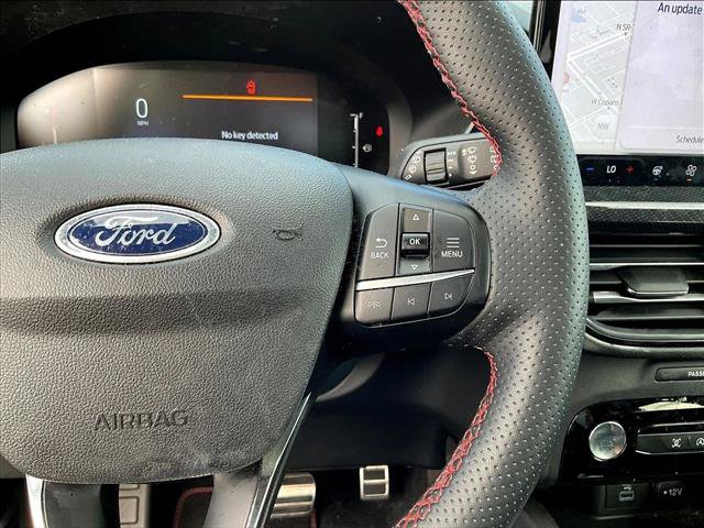 Used 2023 Ford Escape ST-Line w/ Tech Pack #1 AWD/4WD image 17