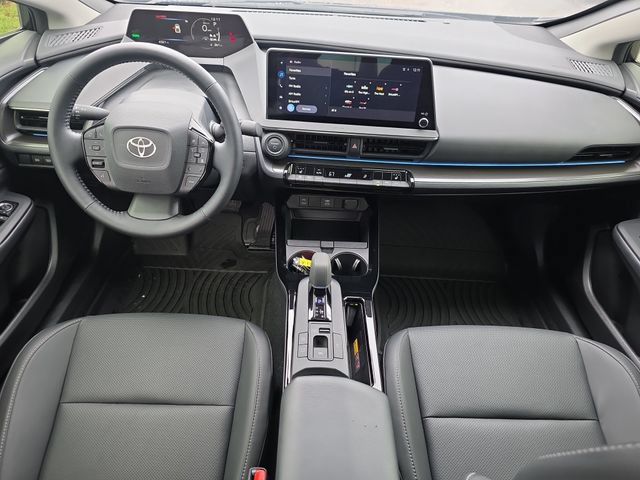 Used 2025 Toyota Prius FWD image 13