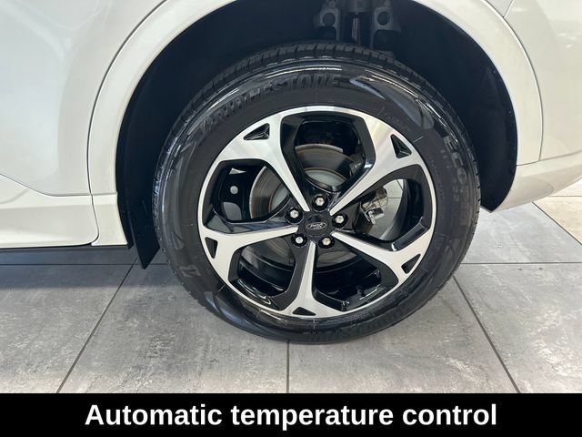 Used 2023 Ford Escape ST-Line Select w/ Tech Pack #1 AWD/4WD image 8