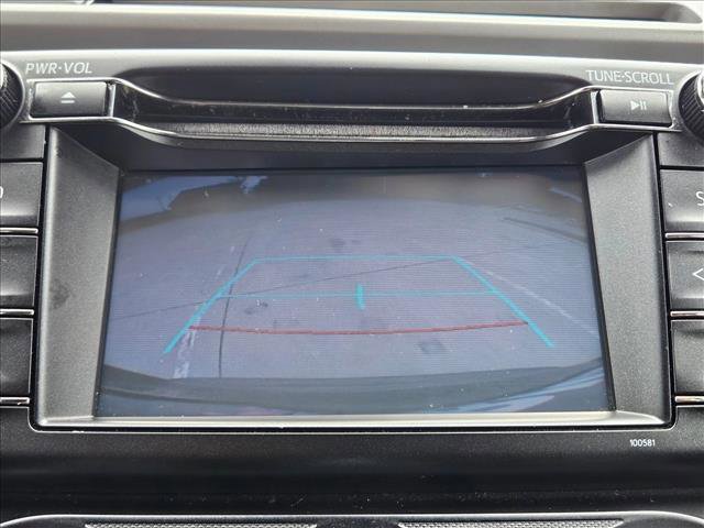 Used 2018 Toyota RAV4 LE FWD image 11