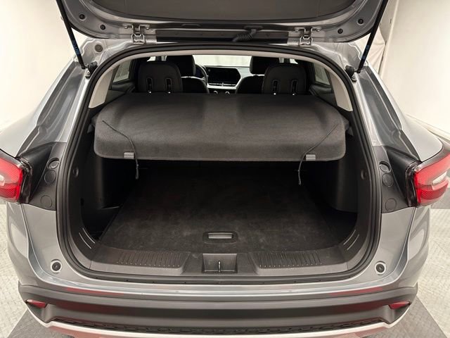 Used 2025 Chevrolet Trax LT image 19