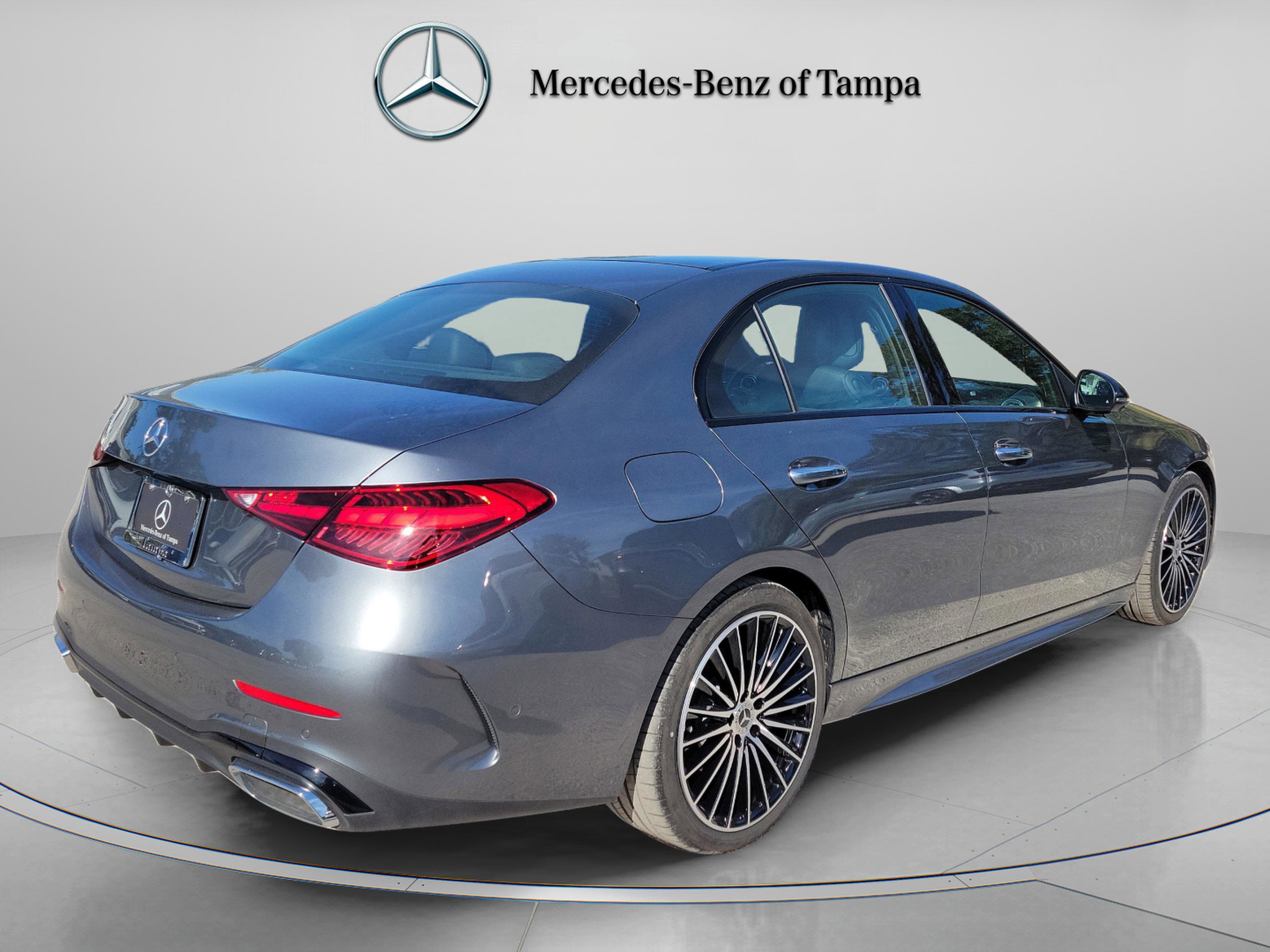 Used 2025 Mercedes-Benz C 300 Sedan image 3