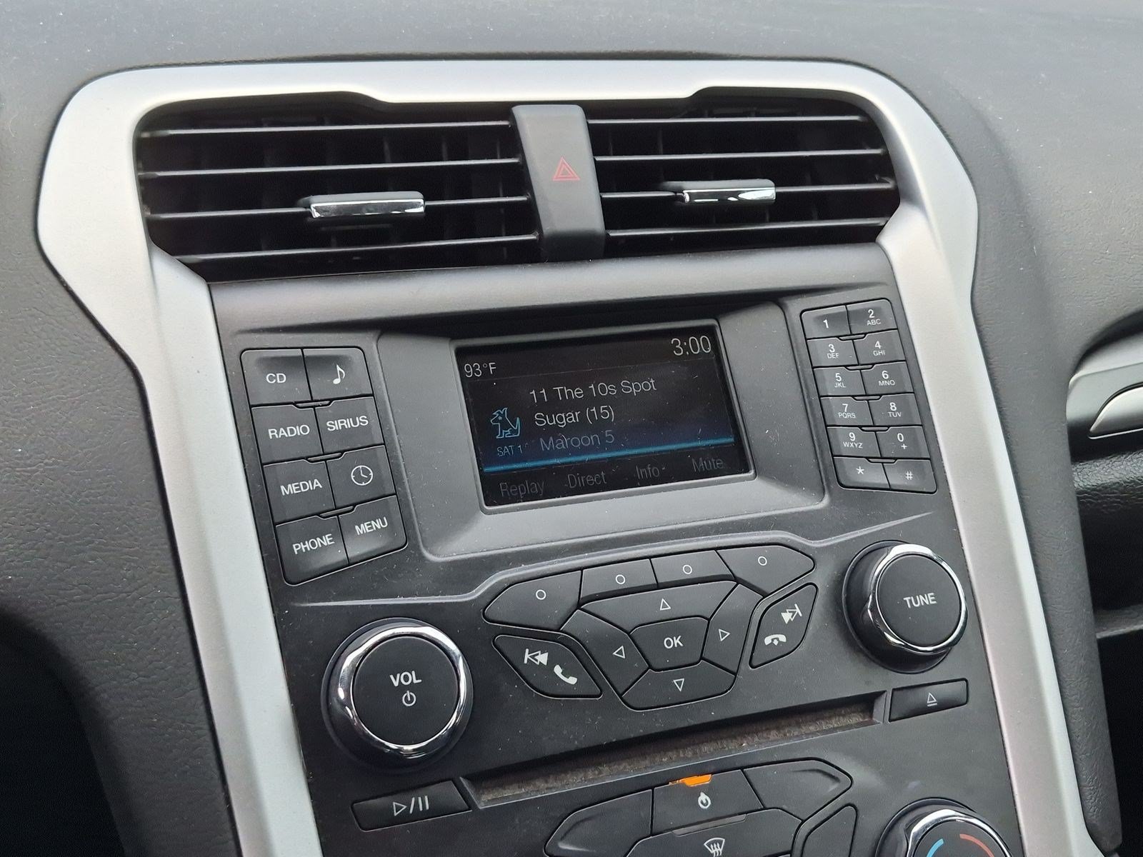 Used 2014 Ford Fusion SE FWD image 23