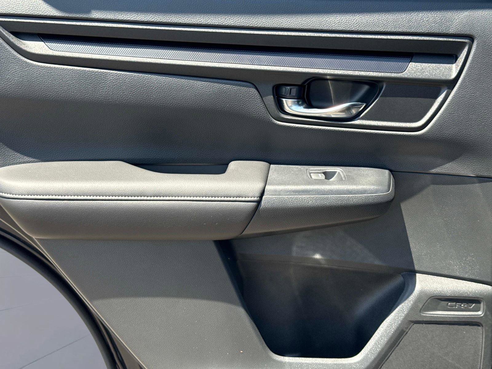 Certified 2025 Honda CR-V EX image 12