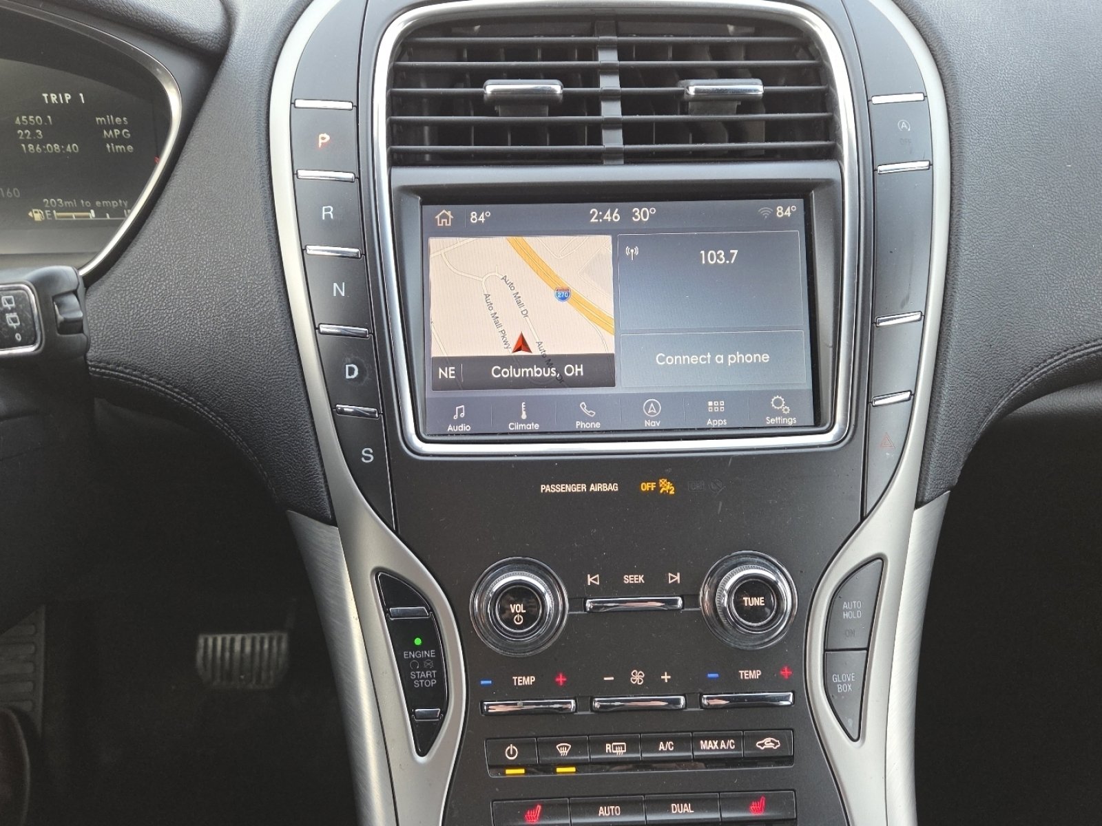 Used 2020 Lincoln Nautilus Premier w/ Equipment Group 101A image 28