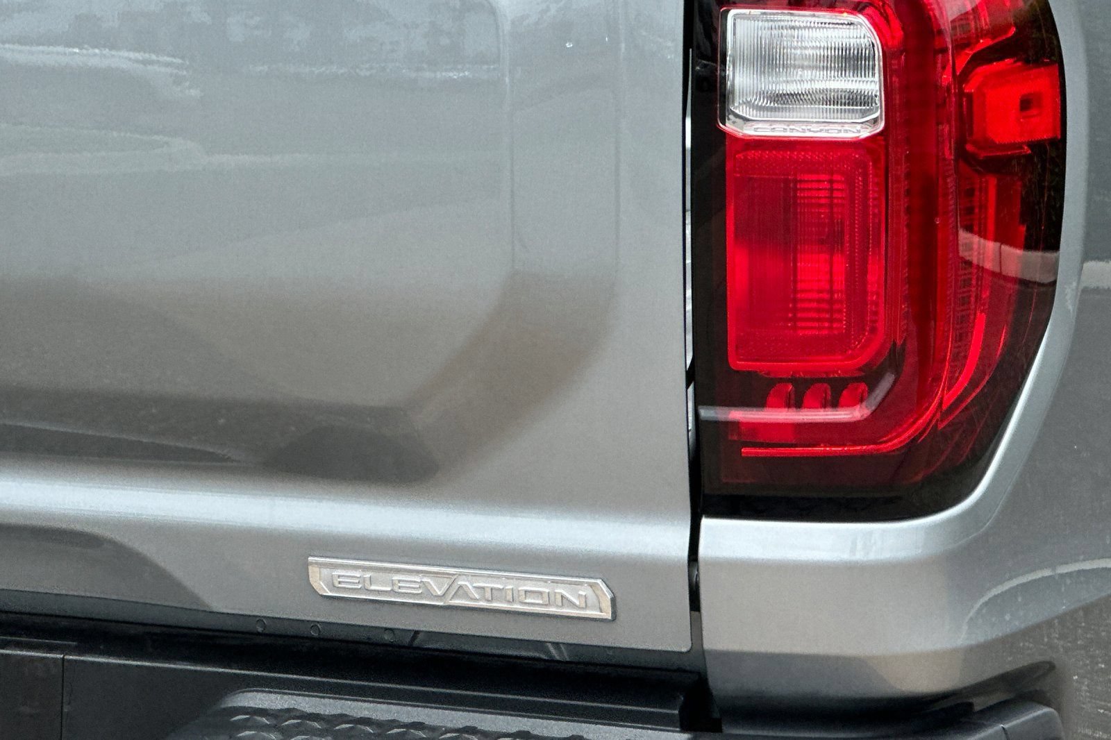 Used 2025 GMC Canyon Elevation RWD image 27