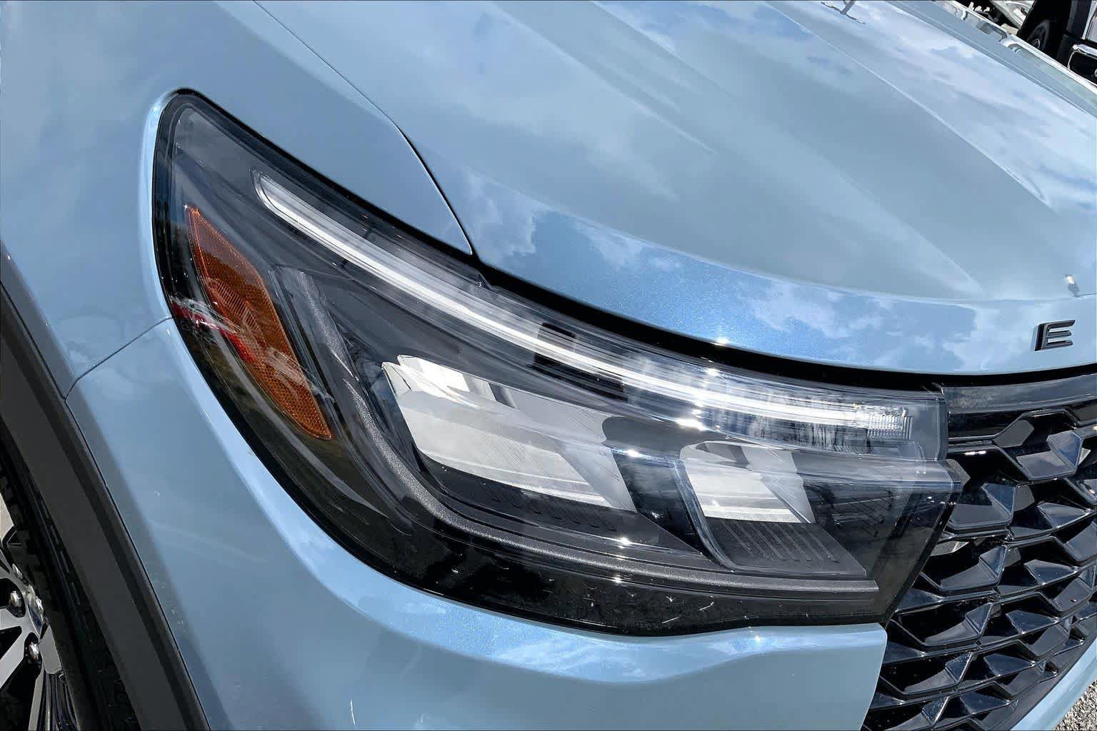 Used 2025 Ford Explorer ST-Line AWD/4WD image 26