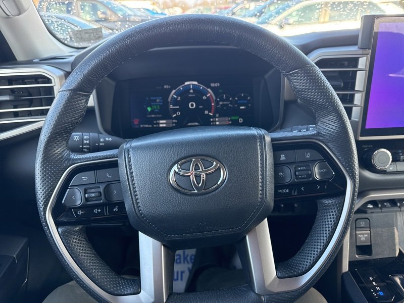 Used 2024 Toyota Sequoia SR5 image 27