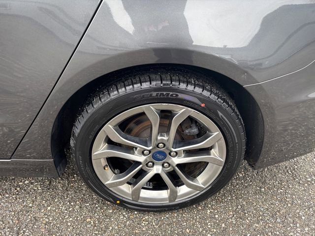 Used 2020 Ford Fusion SEL image 23