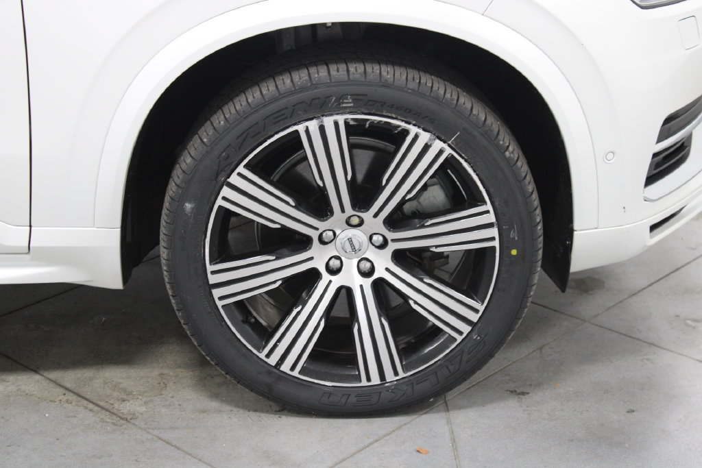 Used 2022 Volvo XC90 T8 Inscription w/ Advanced Package AWD/4WD image 12