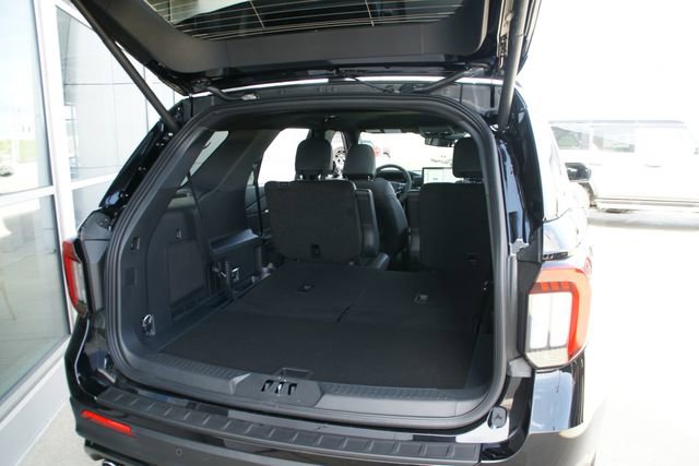 New 2026 Ford Explorer ST AWD/4WD image 34