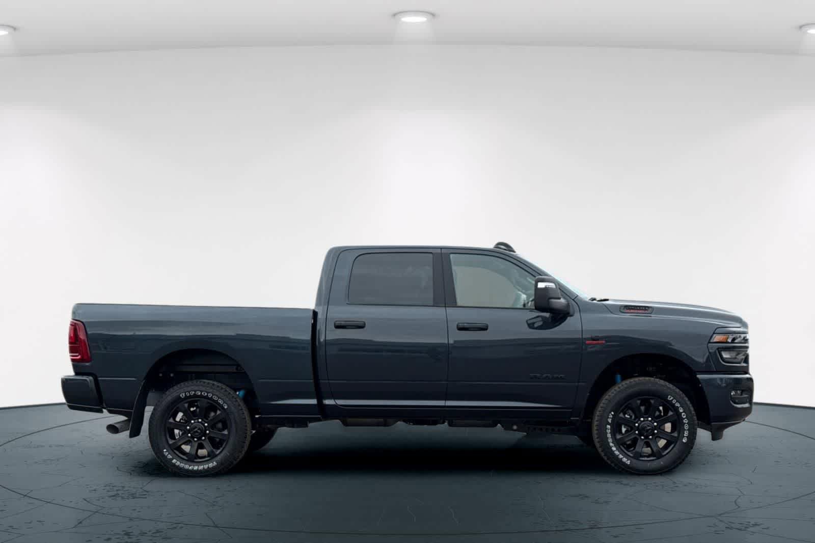 New 2026 RAM 2500 Big Horn AWD/4WD image 6