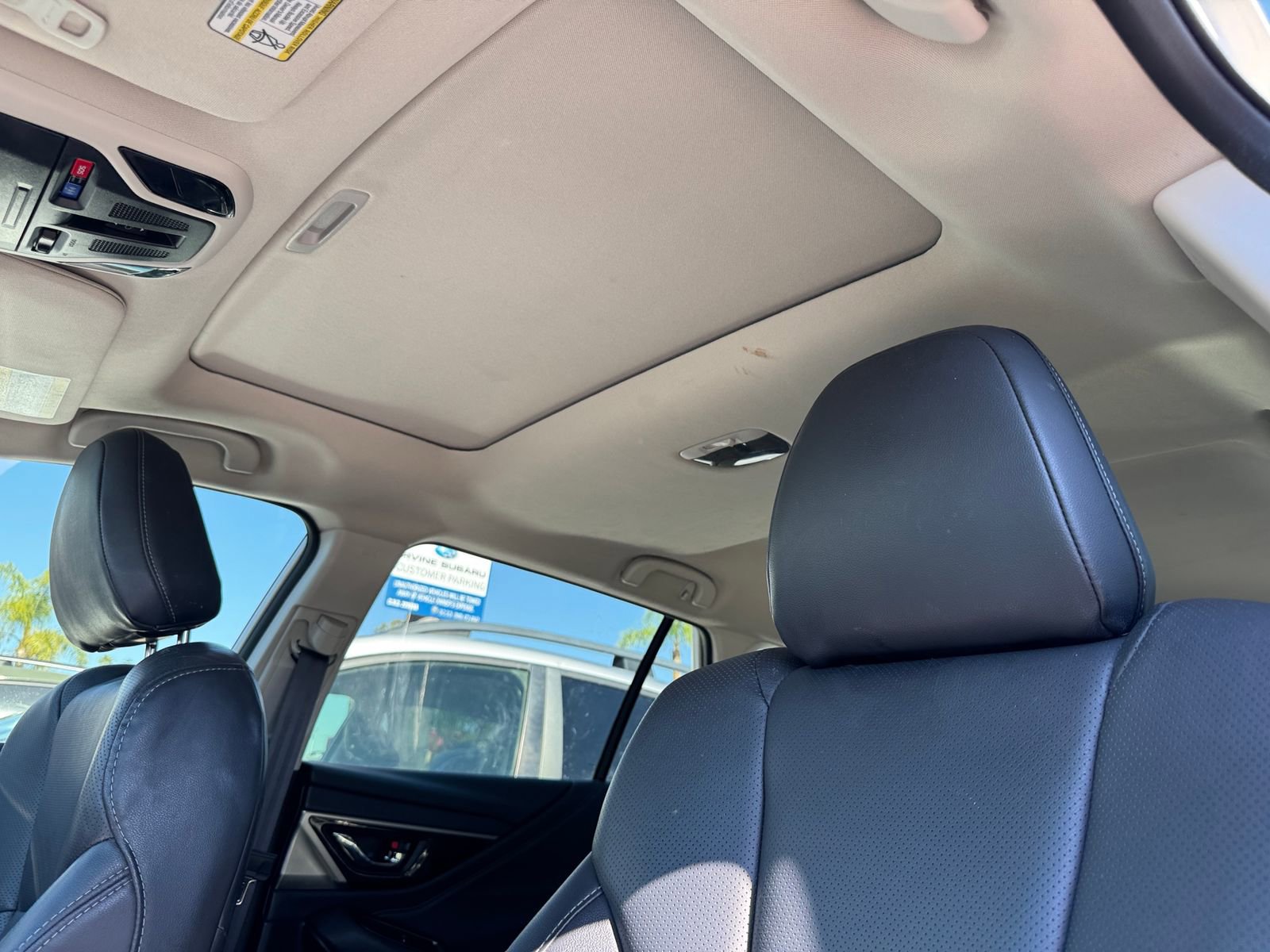 Used 2022 Subaru Outback Limited XT image 3