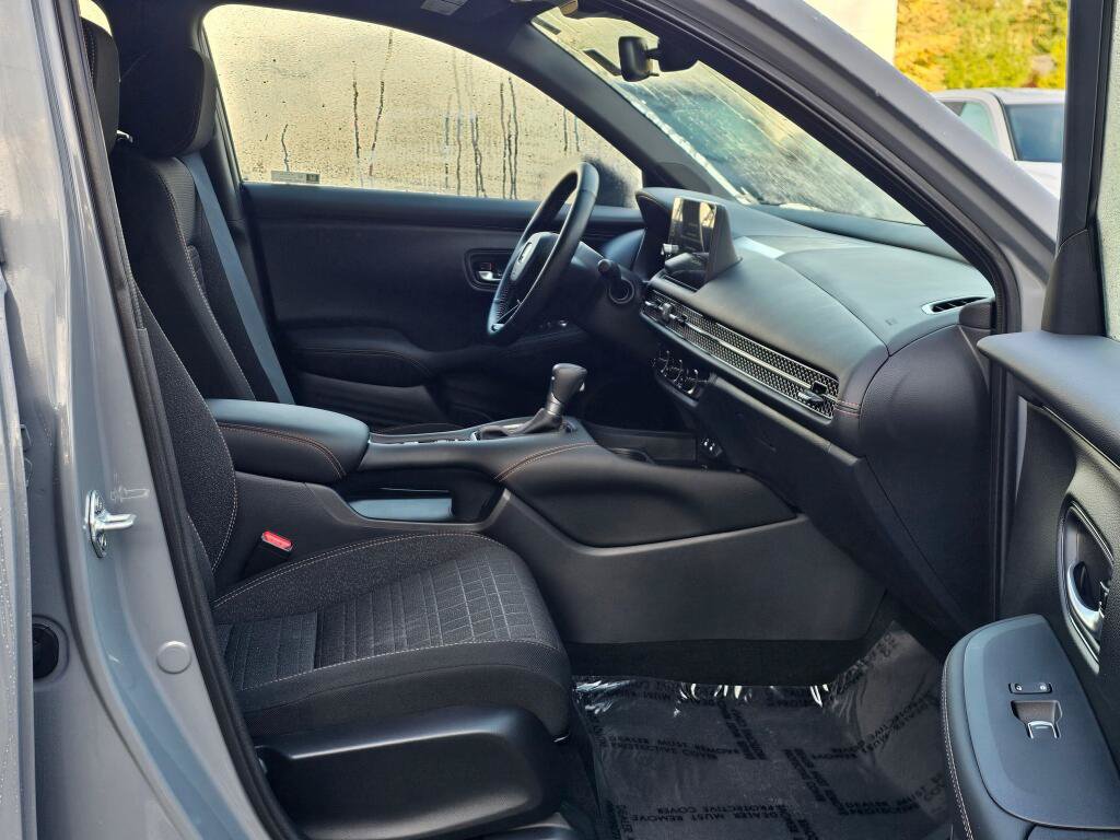 Certified 2026 Honda HR-V Sport image 11