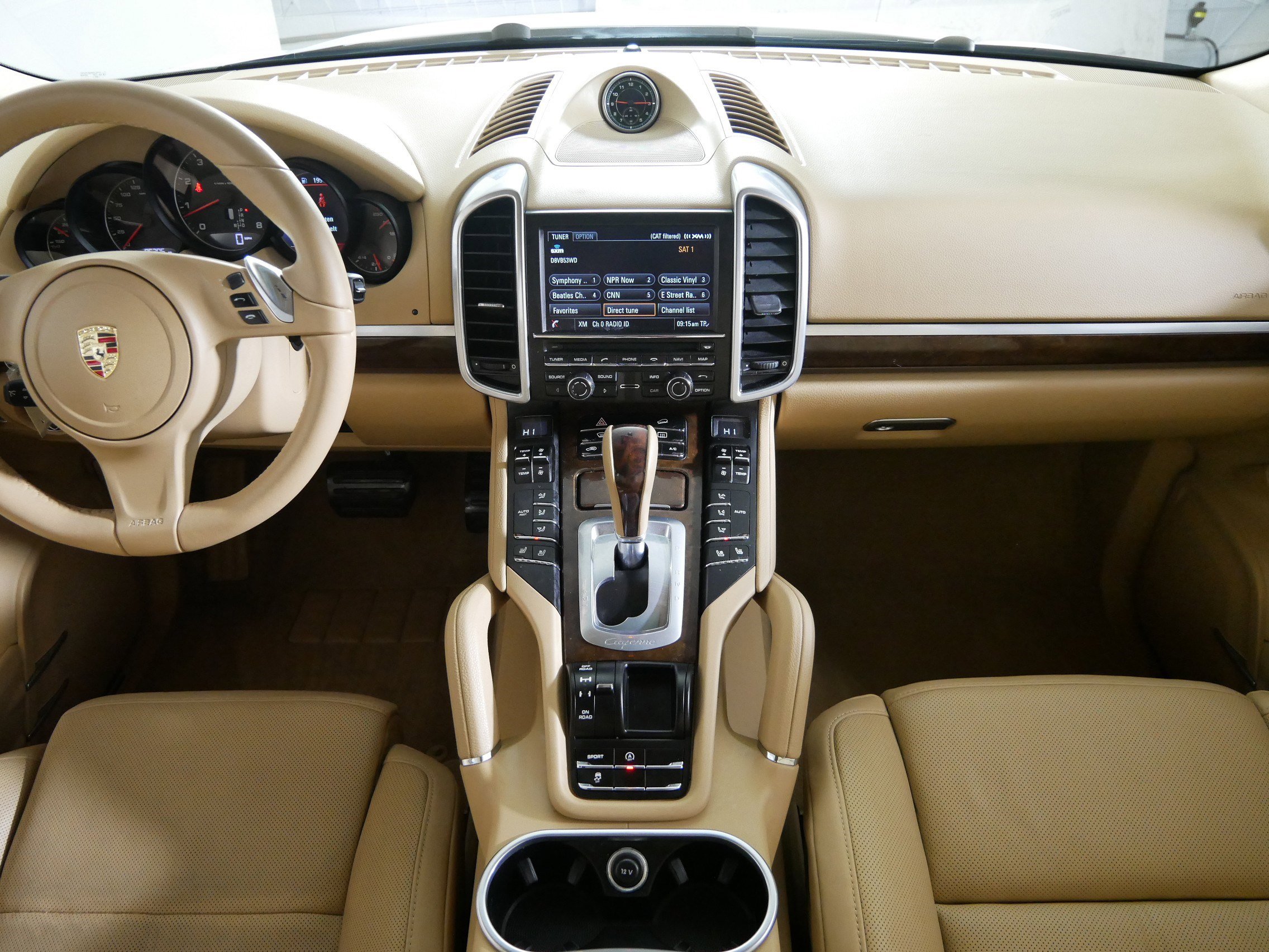 Used 2014 Porsche Cayenne AWD/4WD image 10