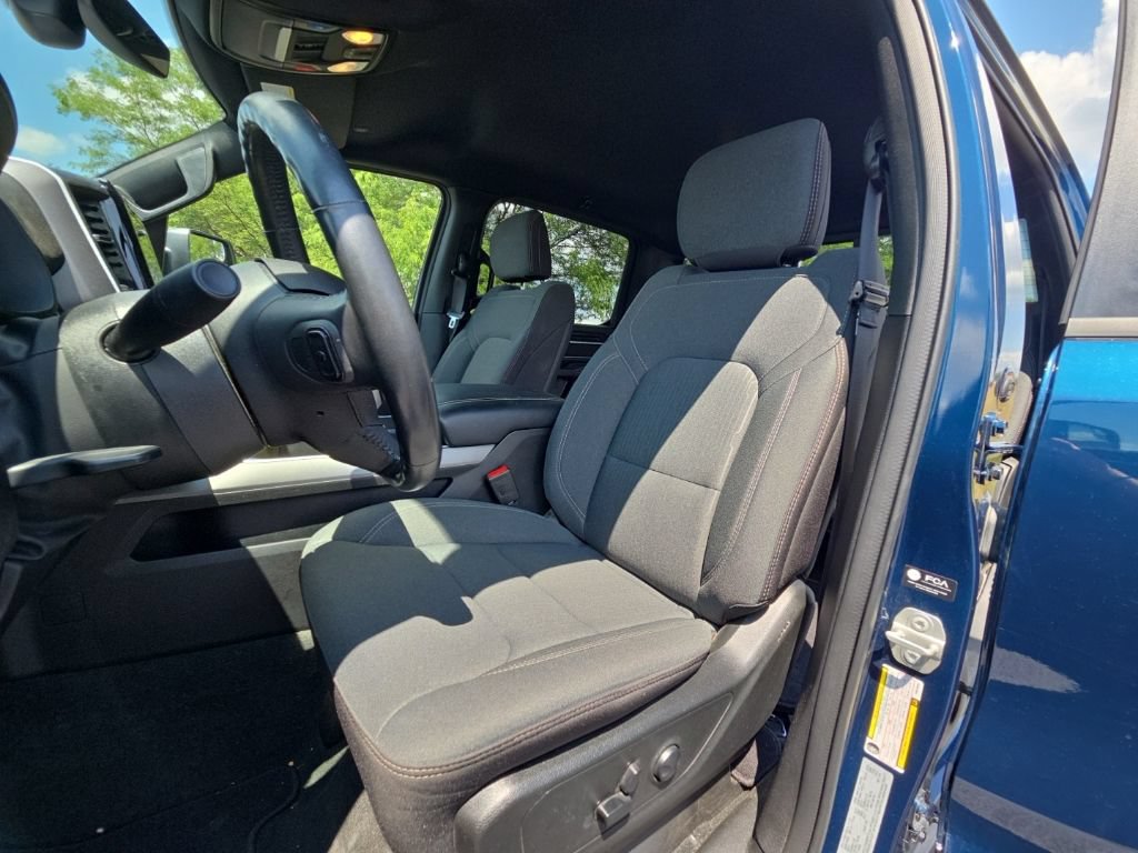 Used 2023 RAM 1500 Big Horn AWD/4WD image 22