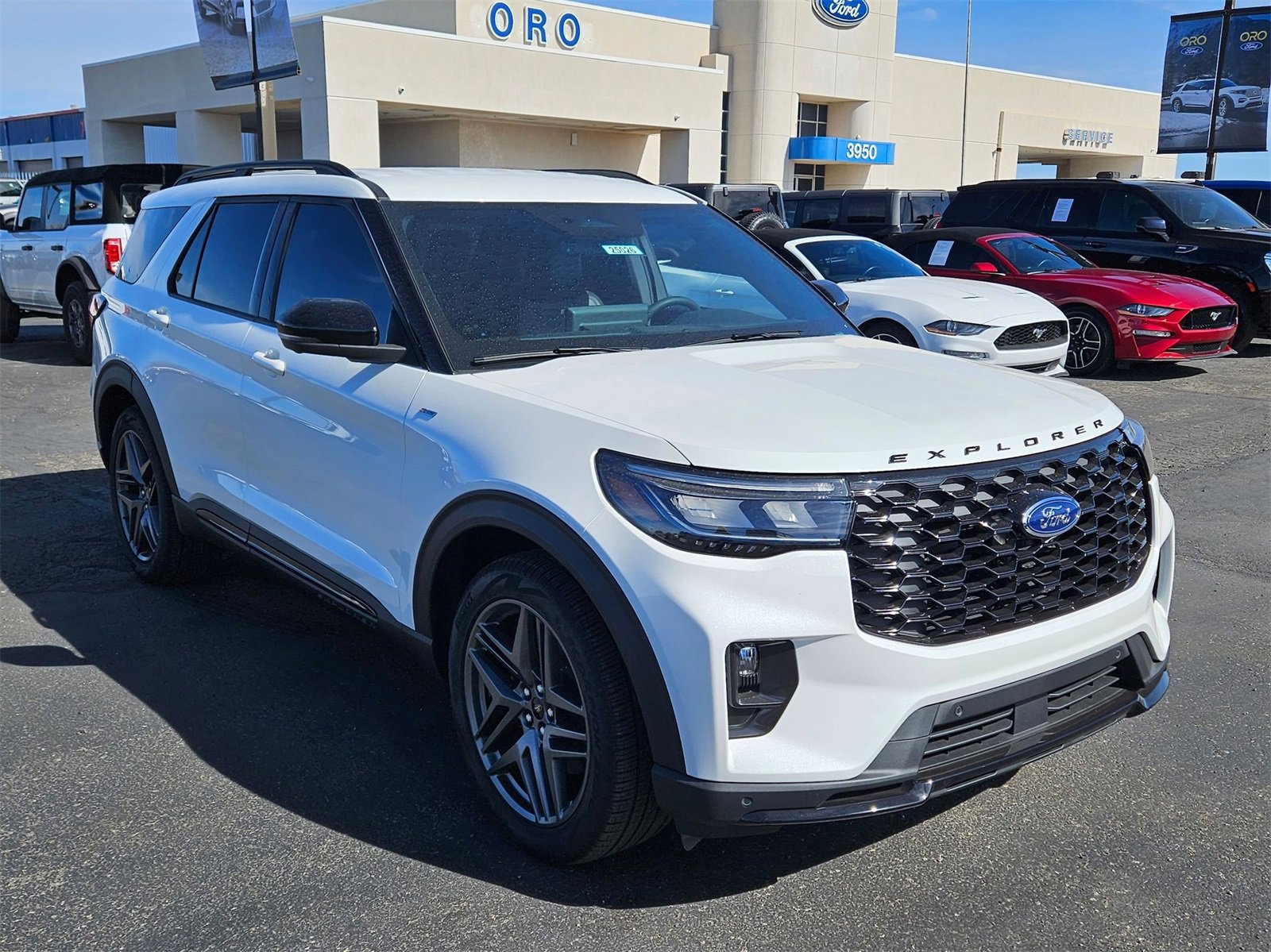 New 2025 Ford Explorer ST-Line w/ Premium Package image 3