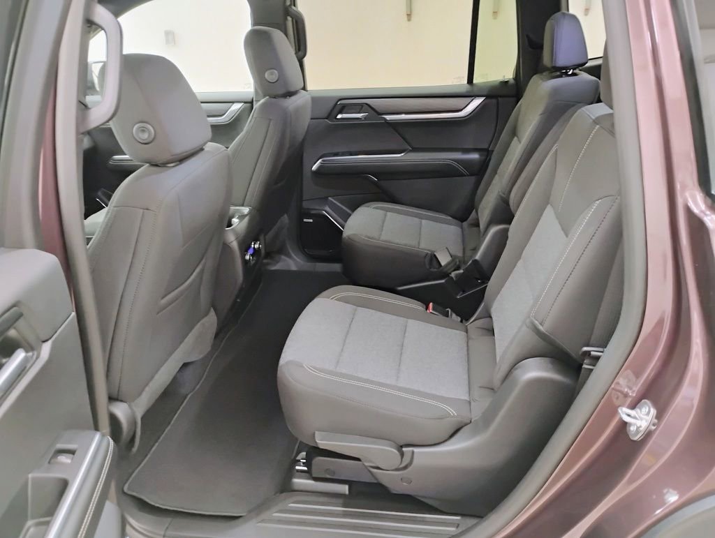 New 2026 GMC Acadia Elevation image 9