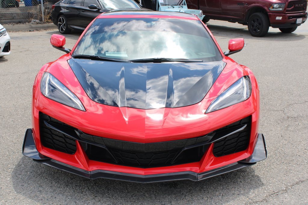 Used 2024 Chevrolet Corvette Z06 image 2