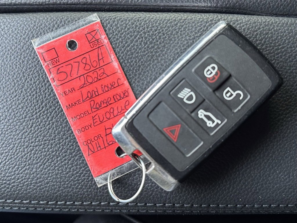 Used 2022 Land Rover Range Rover Evoque S image 34