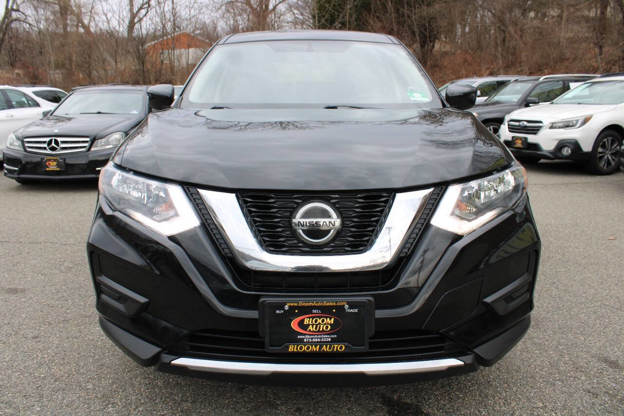 Used 2018 Nissan Rogue S image 3