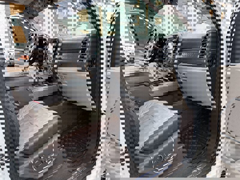 Used 2019 Ford F350 Limited image 26