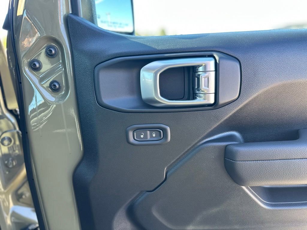 New 2026 Jeep Wrangler Sport S image 30