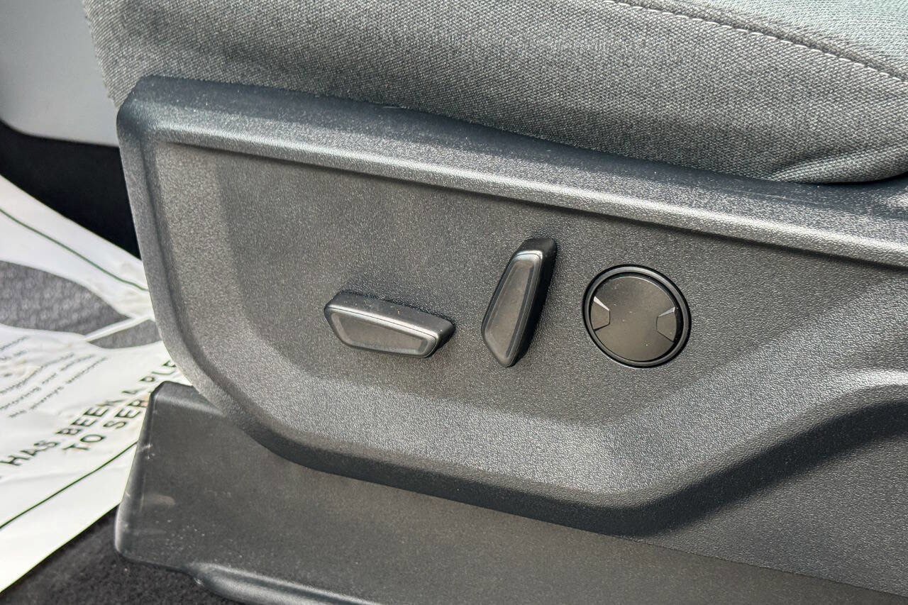 Used 2024 Ford F150 Lightning Flash AWD/4WD image 28